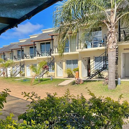 Brisas Del Lago Apartamentos Colón Extérieur photo