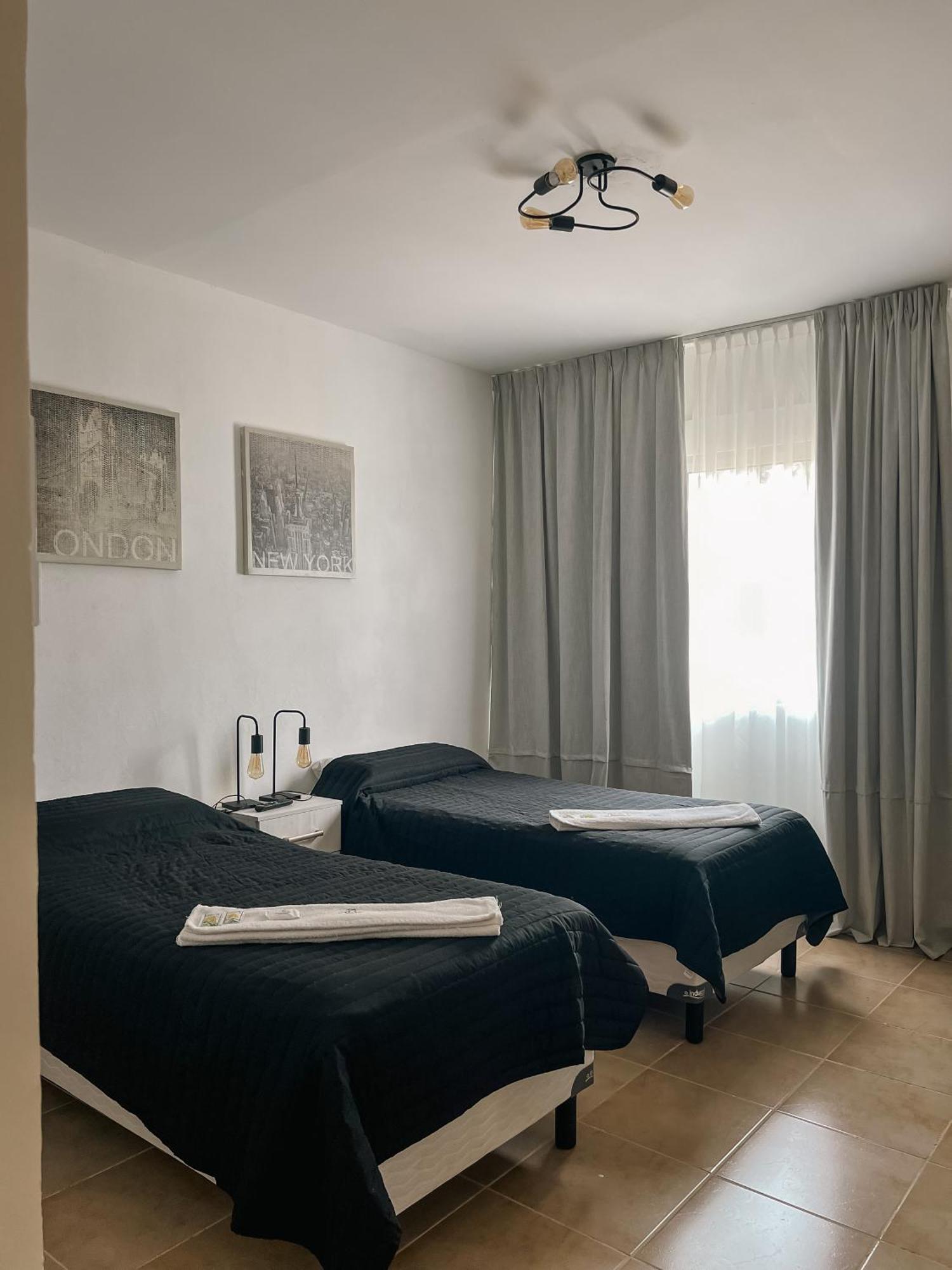 Brisas Del Lago Apartamentos Colón Extérieur photo
