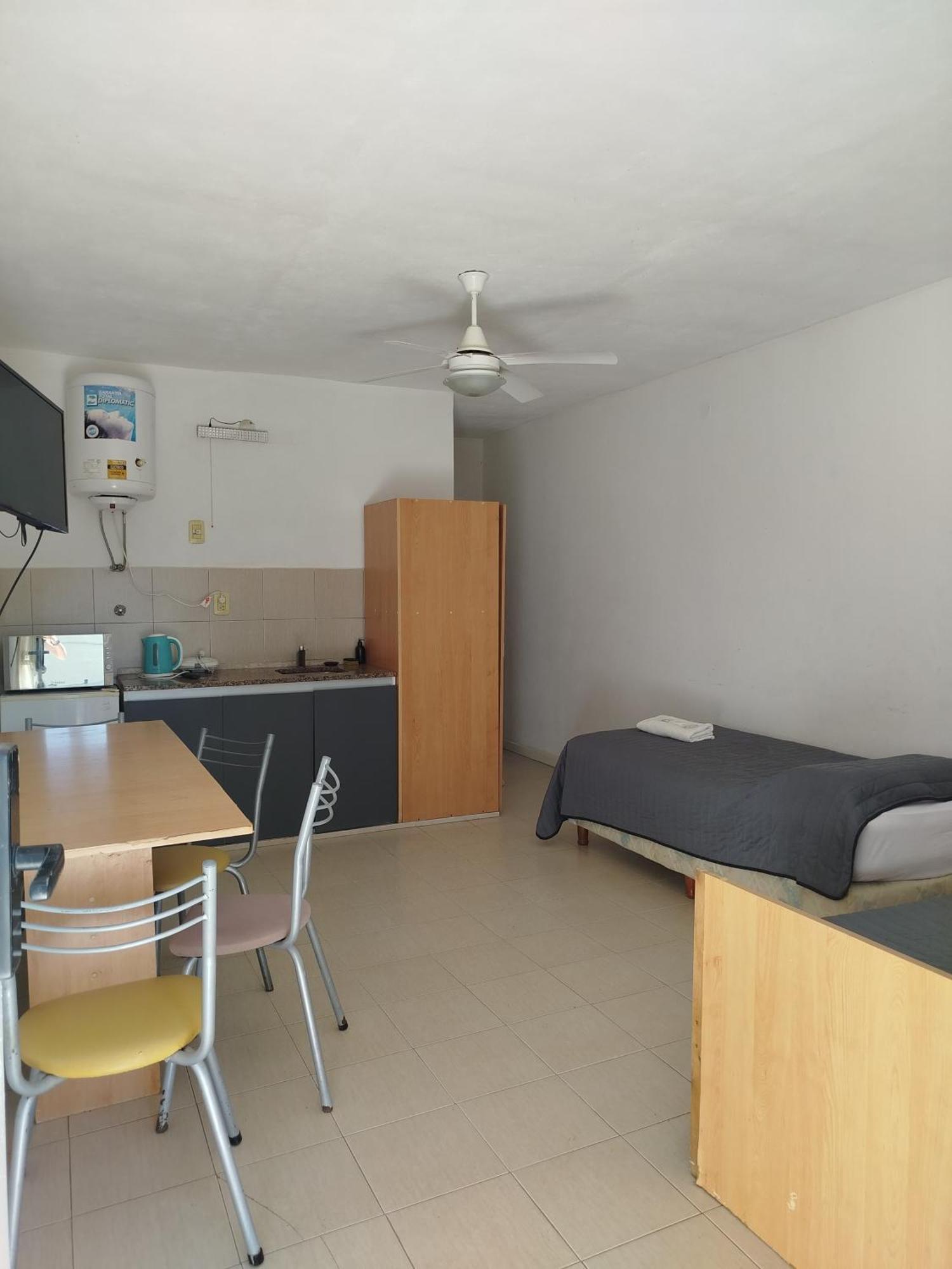 Brisas Del Lago Apartamentos Colón Extérieur photo